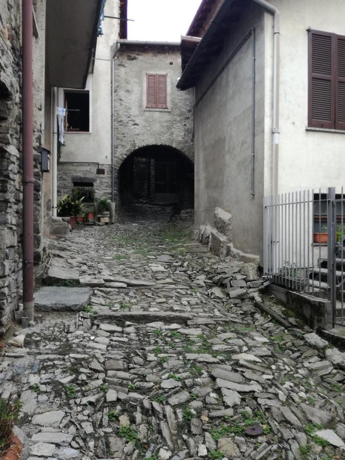 Bed and Breakfast casa tarcisio Faggeto Lario Exterior foto