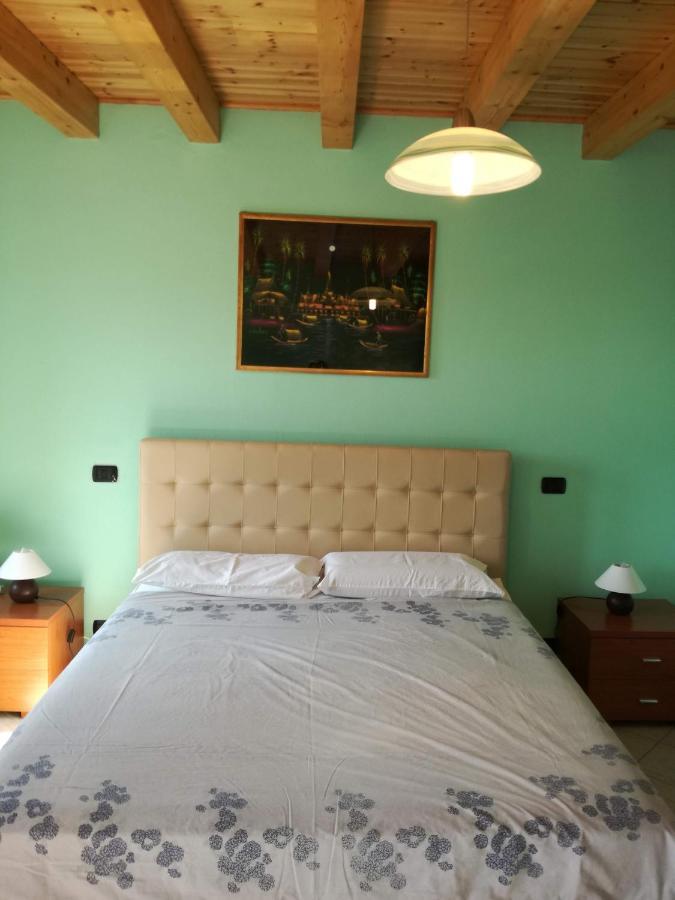 Bed and Breakfast casa tarcisio Faggeto Lario Exterior foto