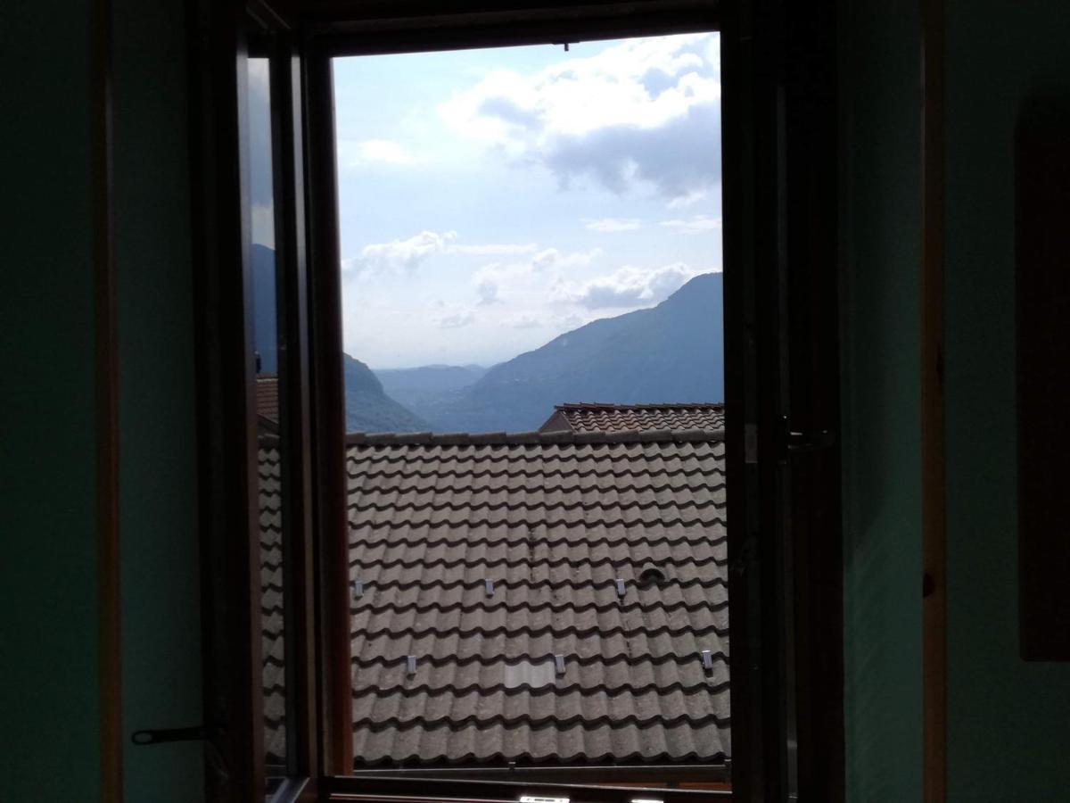Bed and Breakfast casa tarcisio Faggeto Lario Exterior foto