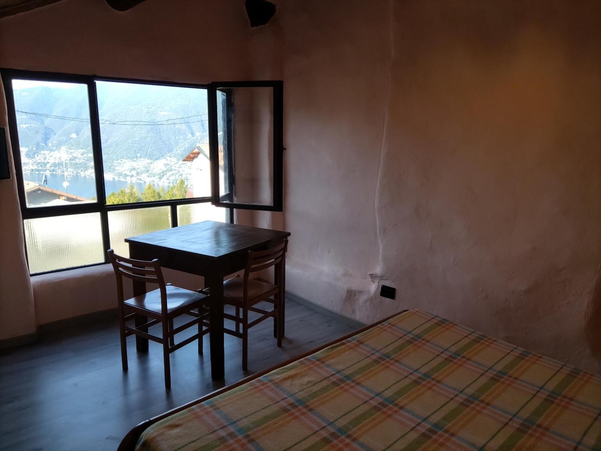 Bed and Breakfast casa tarcisio Faggeto Lario Exterior foto